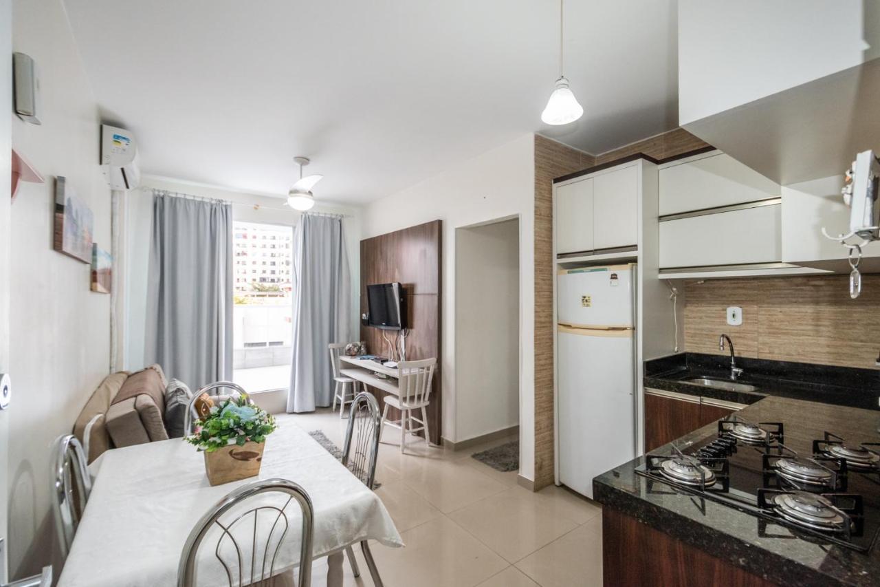 Em Frente Ao Shopping Atlantico! Com Sacada, Garagem E Ar Condicionado Leilighet Balneário Camboriú Eksteriør bilde